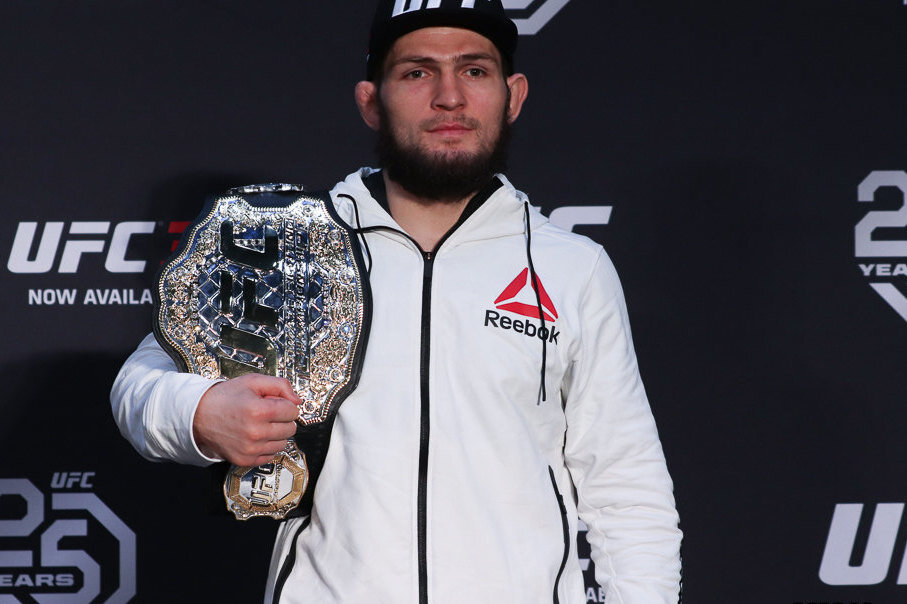     Хабиб уходит из ММА: почему экс-чемпион UFC больше не хочет быть в спорте?