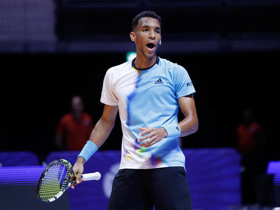     Феликс Оже-Альяссим продержался дольше других, но тоже вылетел с АО-2023. Фото: IMAGO/Juergen Hasenkopf/Global Look Press