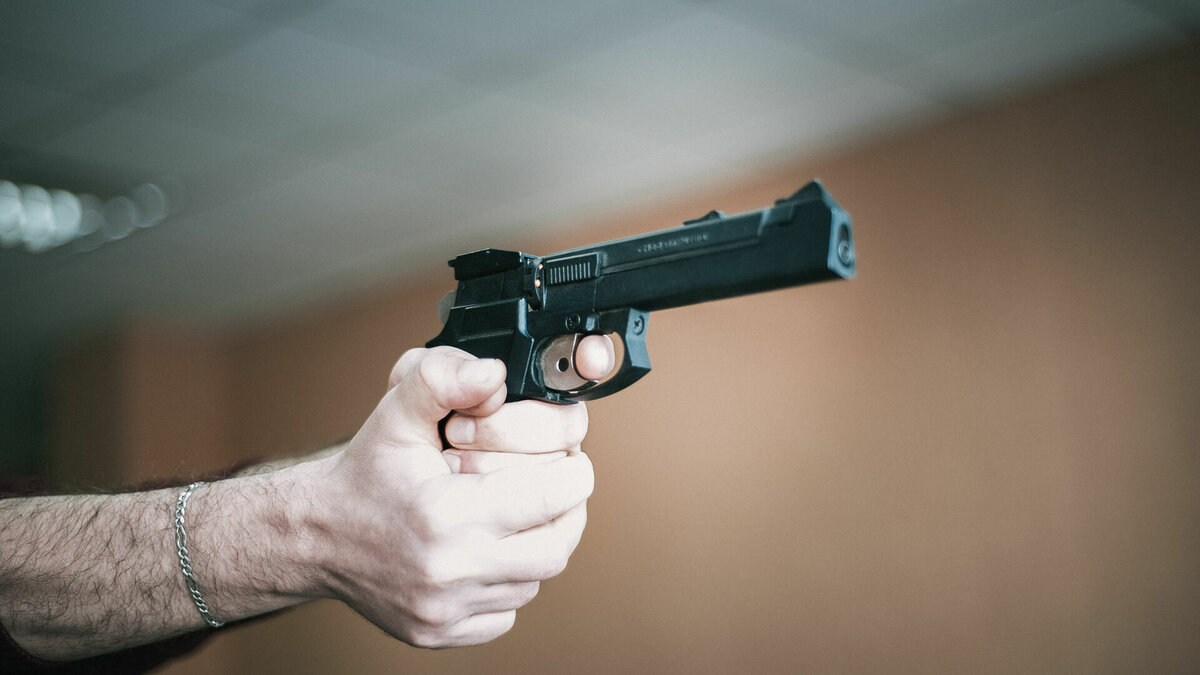     У супруги были реальные опасения за свою жизнь, сообщает пресс-служба суда.