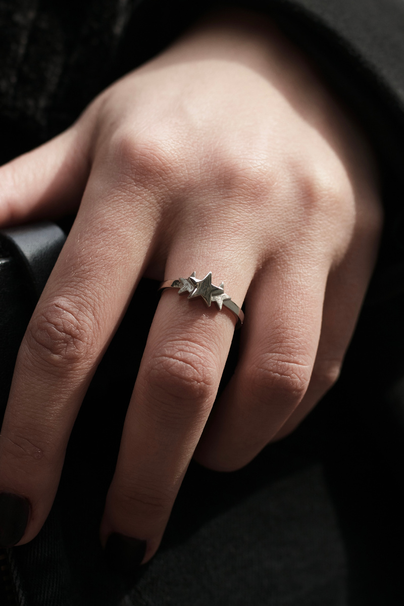 Кольцо Звезды из серебра 925 пробы