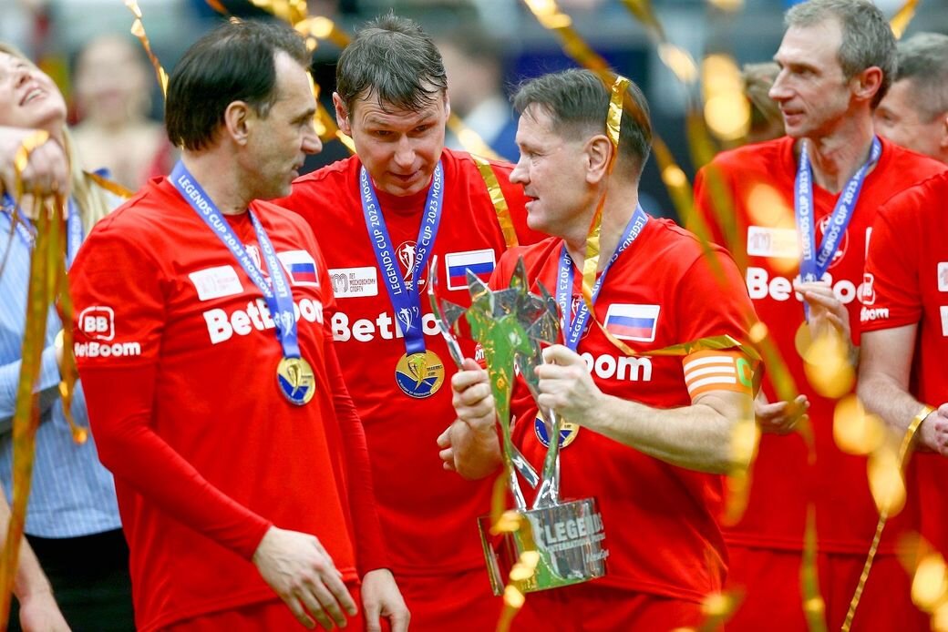 Финал кубка легенд. Самедов Кубок легенд. Кубок легенд 2024.