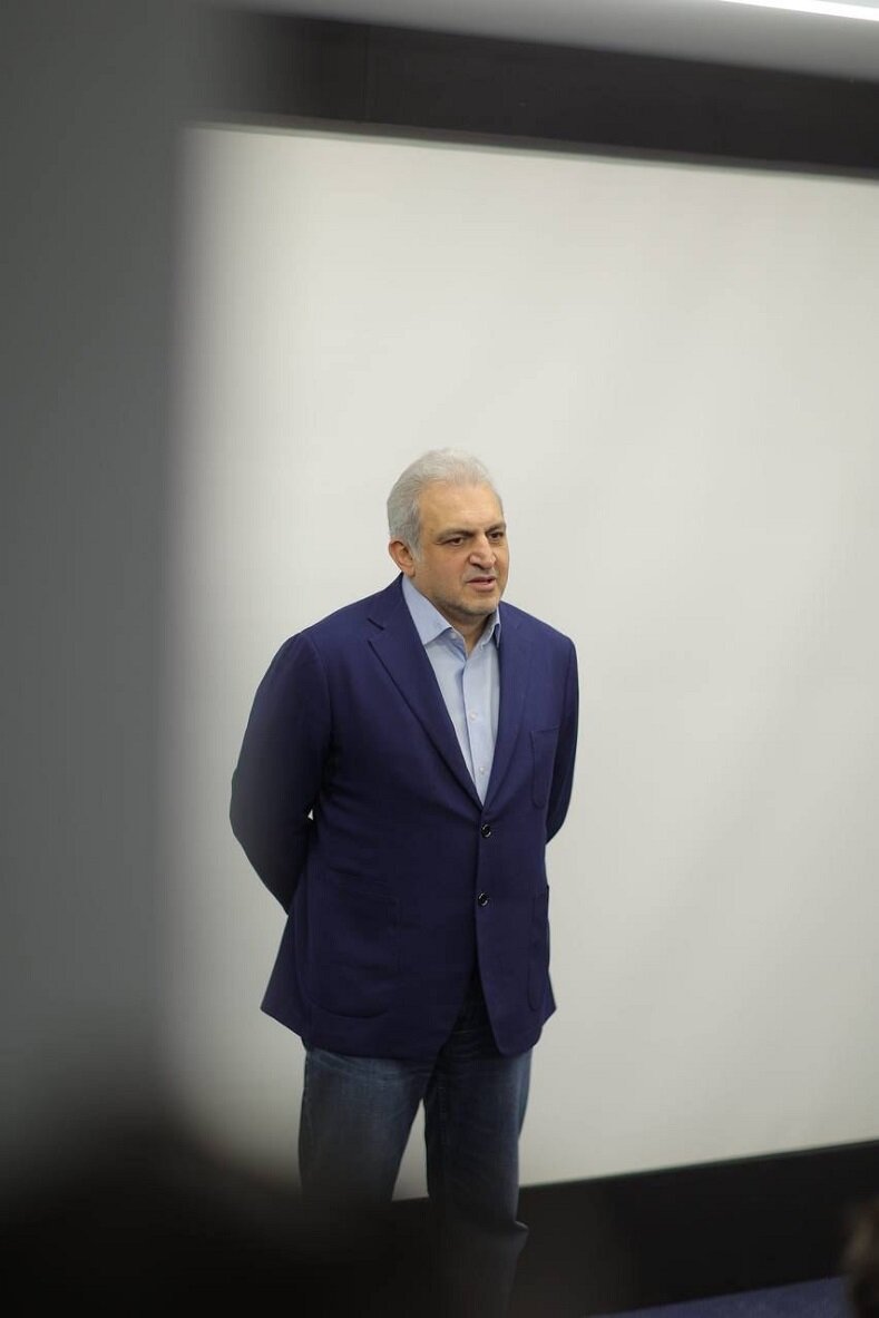 В Ереване состоялась премьера историко-документального фильма «Танкист номер один» о Маршале Амазаспе Бабаджаняне. Фото. Видео