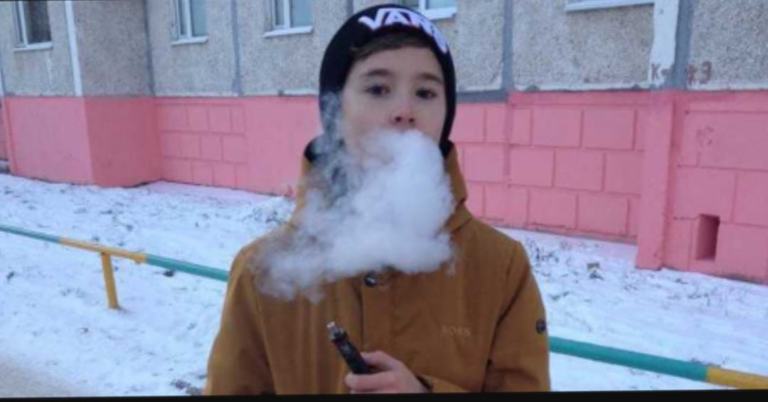 Один из молодых представителей вейп сообщества