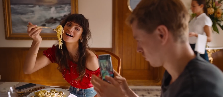 Кадр из фильма «Треугольник печали», 2022, Швеция, США, Франция