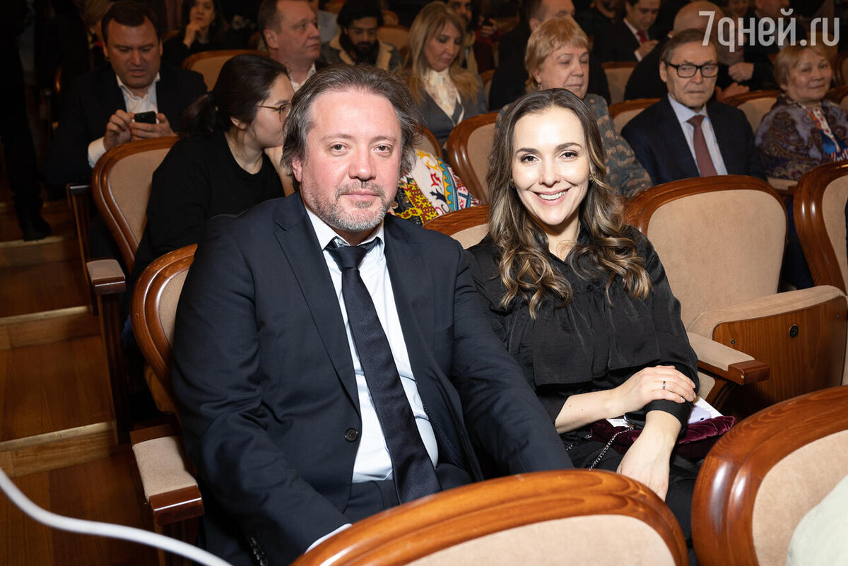 Антон мегердичев и елена панова фото Круче, чем Кристофер Ламберт: Сергей Гармаш получил ценную награду 7Дней.ru Дзен