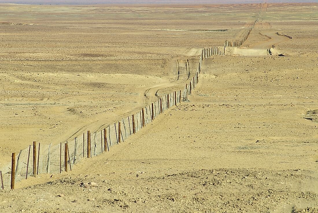 стена в австралии от людей