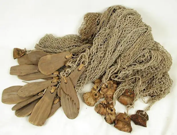 Невод. Дерево, нить конопляная, береста, камень. Кемский уезд, Архангельская губерния. Начало ХХ в. 