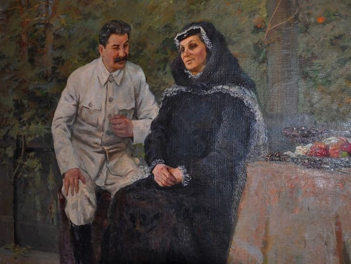 Картина "Иосиф Сталин с матерью" из музея в Гори, Грузия/ © stalinmuseum.ge