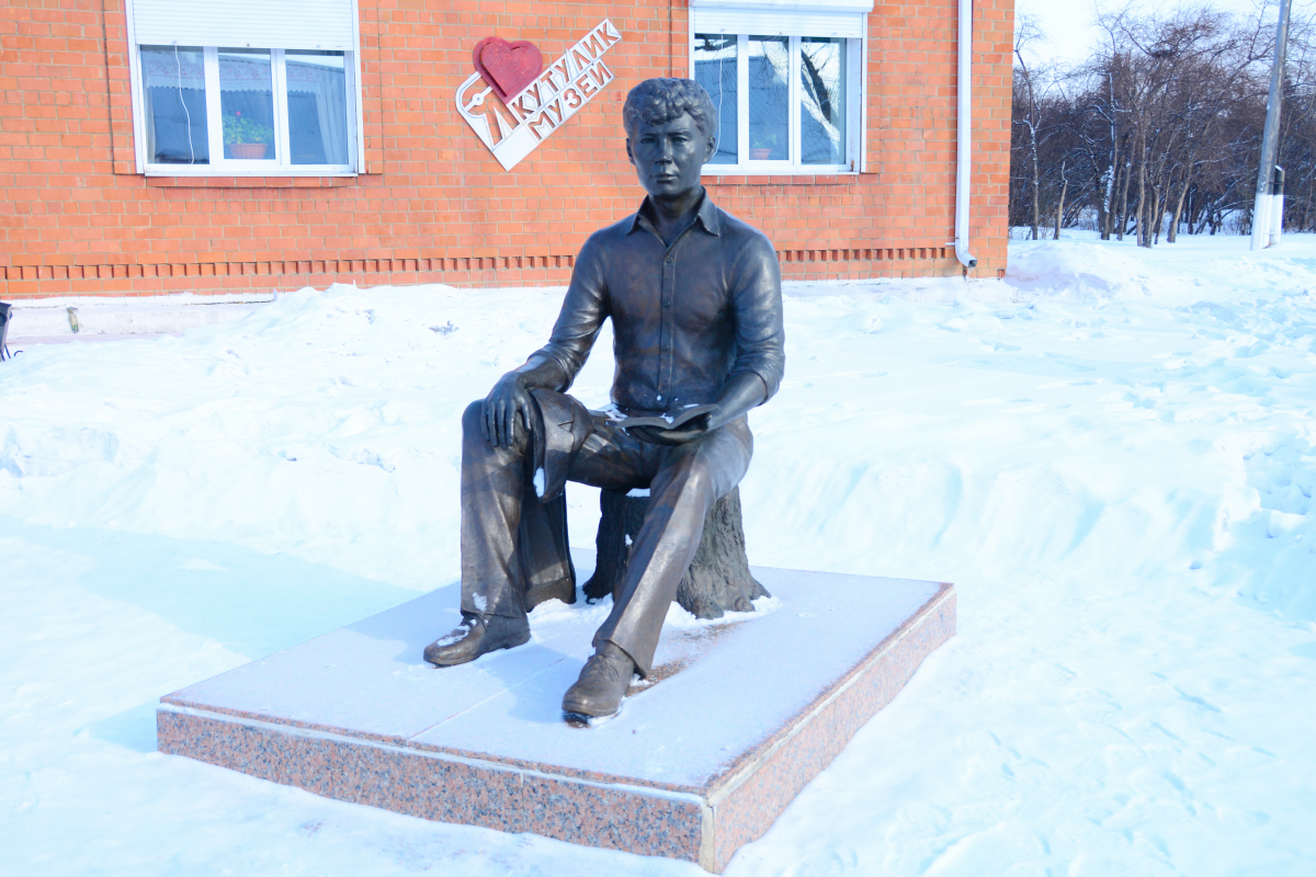    Вампилов гордился бы! Как с годами изменилась родина драматурга