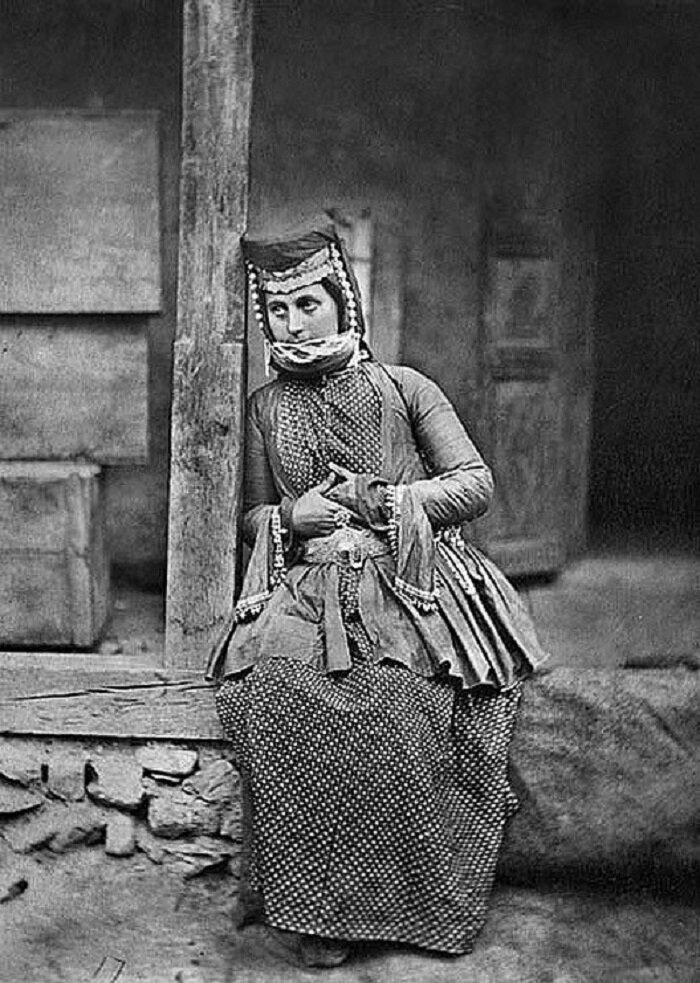 Кто такие удины. Удины национальный костюм. Албанцы удины. Удины в азербайджане. Удины народ.