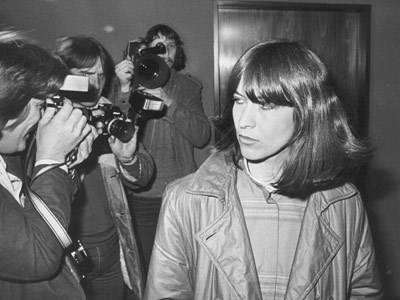 Марианна Бахмайер в здании суда.