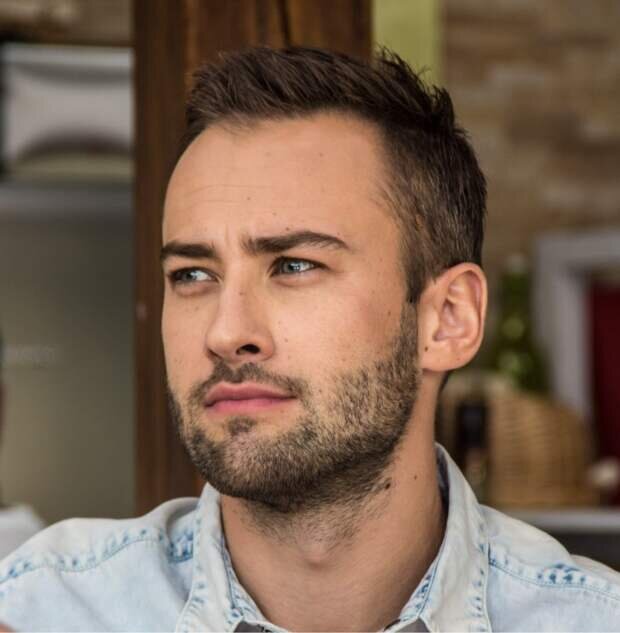 На фото изображён Дмитрий Шепелев. Источник фото: Яндекс.Картинки