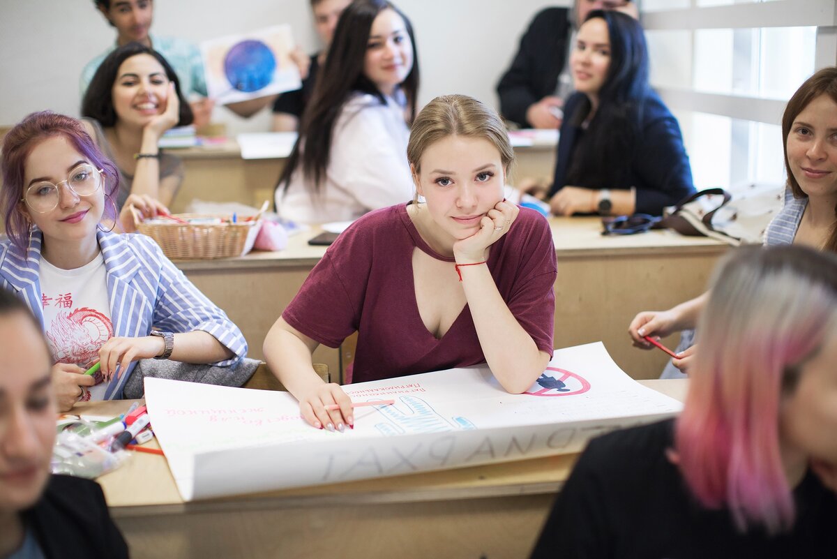 Педагогический колледж психология. Колледж психологии МКИК. Психолог в колледже. Колледж психологии Казань. Психологический кружок для студентов.