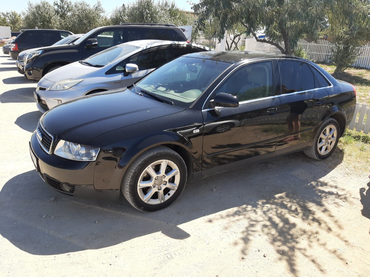 Не смотря на возраст, смотрится весьма достойно.