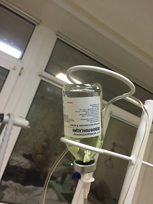 Левофлоксацин, интересен побочными эффектами