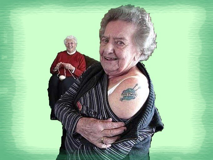 Бабушка с татушкой