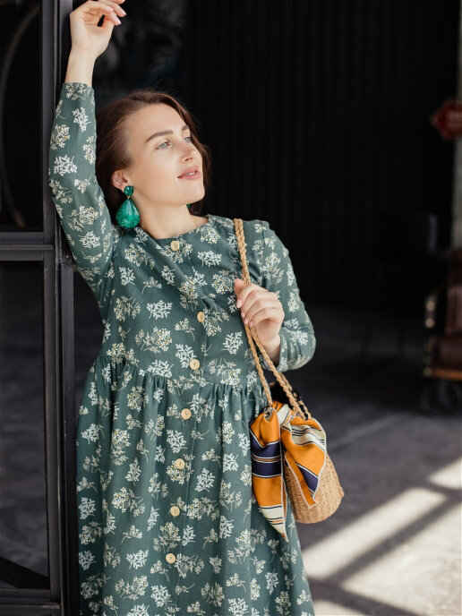 Платье на пуговицах 