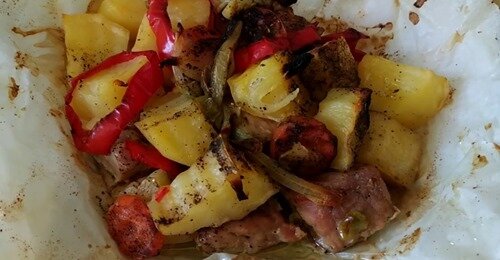 Свинина с овощами в духовке 