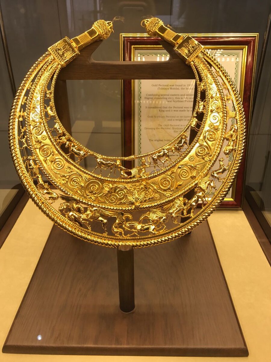 Пектораль, оригинальная копия, изготовленная компанией Арт-Студия Александра Прохорова