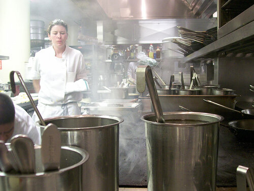 Пар на кухне