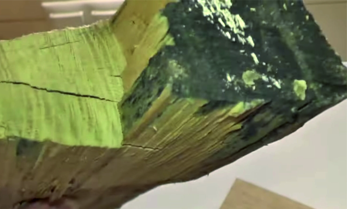 Нужная древесина дуба.