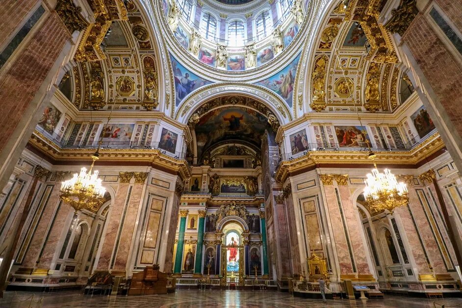 Исаакиевский собор в Санкт-Петербурге