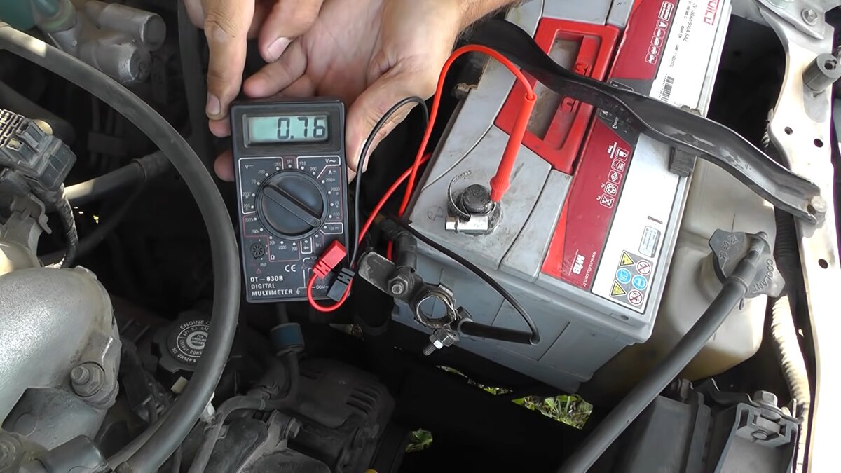 Как тестером проверить ток утечки. Прозвон мультиметром дт 9205 а. Как тестером проверить ток утечки. Напряжения мультиметр ваз 2110. 200 килоом на мультиметре.
