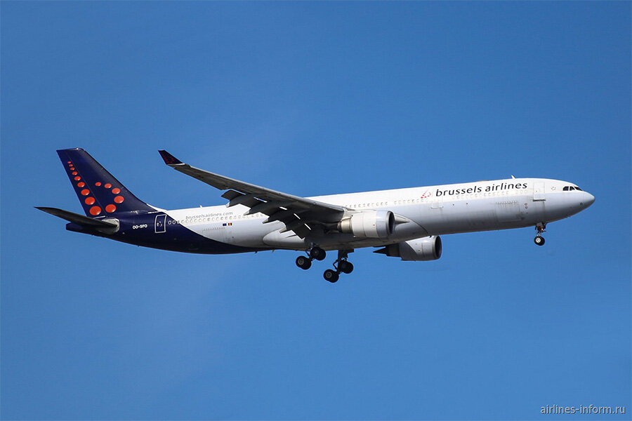 Airbus A330-300 Брюссельских авиалиний в старой ливрее. Источник фото: Airlines Inform. Автор фото: Алексей Марчуков