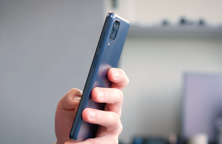 Galaxy M12 desing image backside 