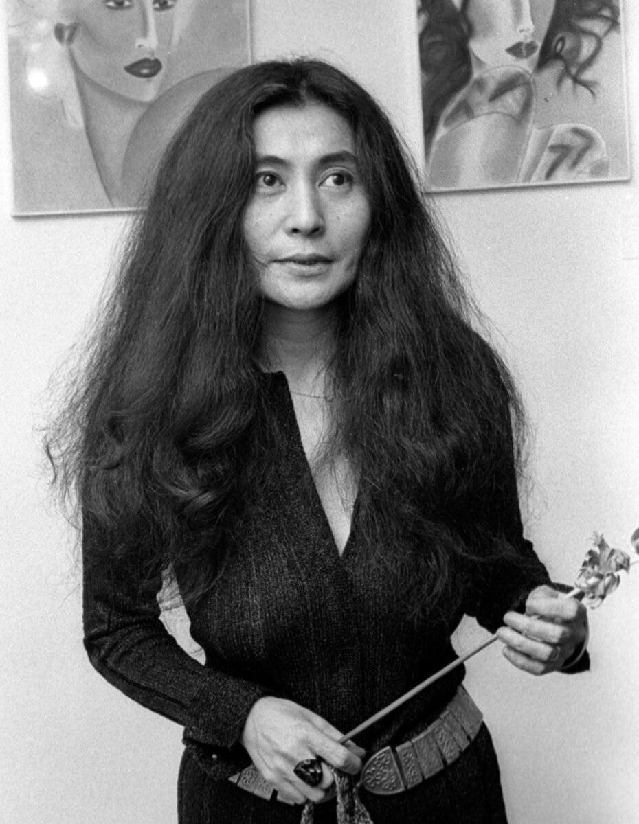 Йоки ея. Yoko Ono. Йоко оно фото. Йоко в молодости. Йоко оно молодая.