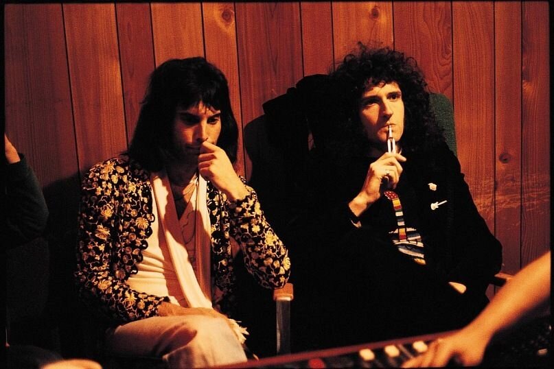 Фредди и Брайан в студии звукозаписи (1975)
