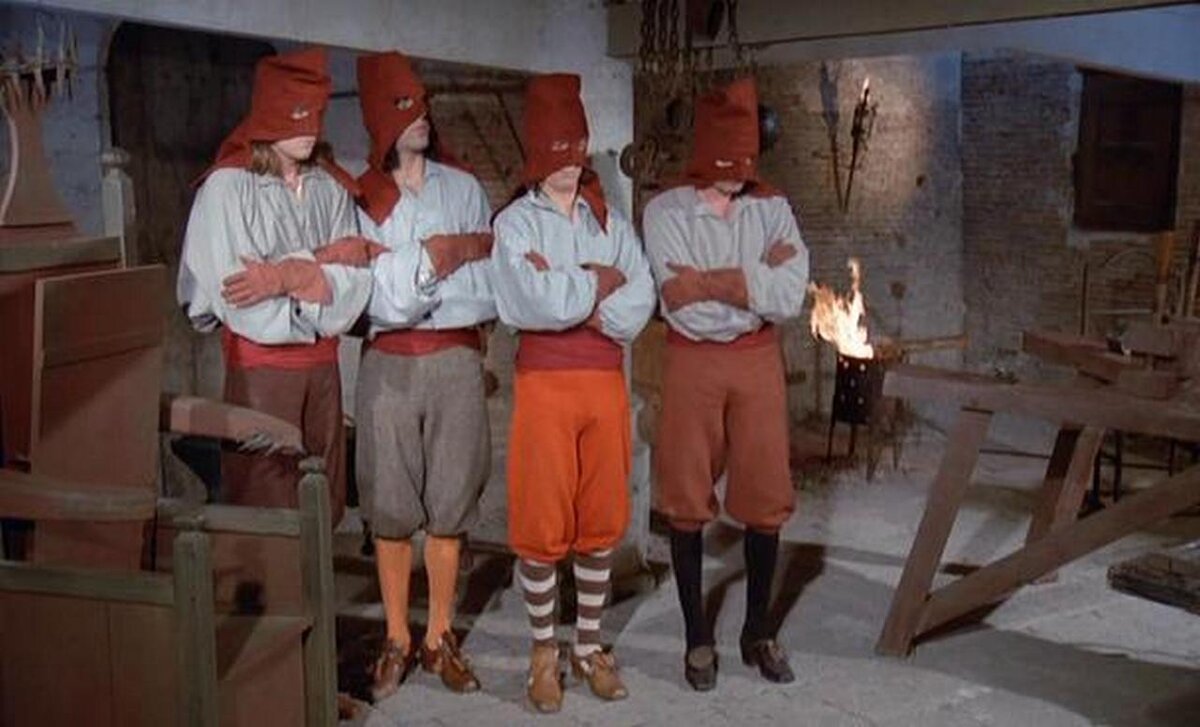 Кадр из фильма "Четыре мушкетера" взят для иллюстрации из Яндекс Картинки.