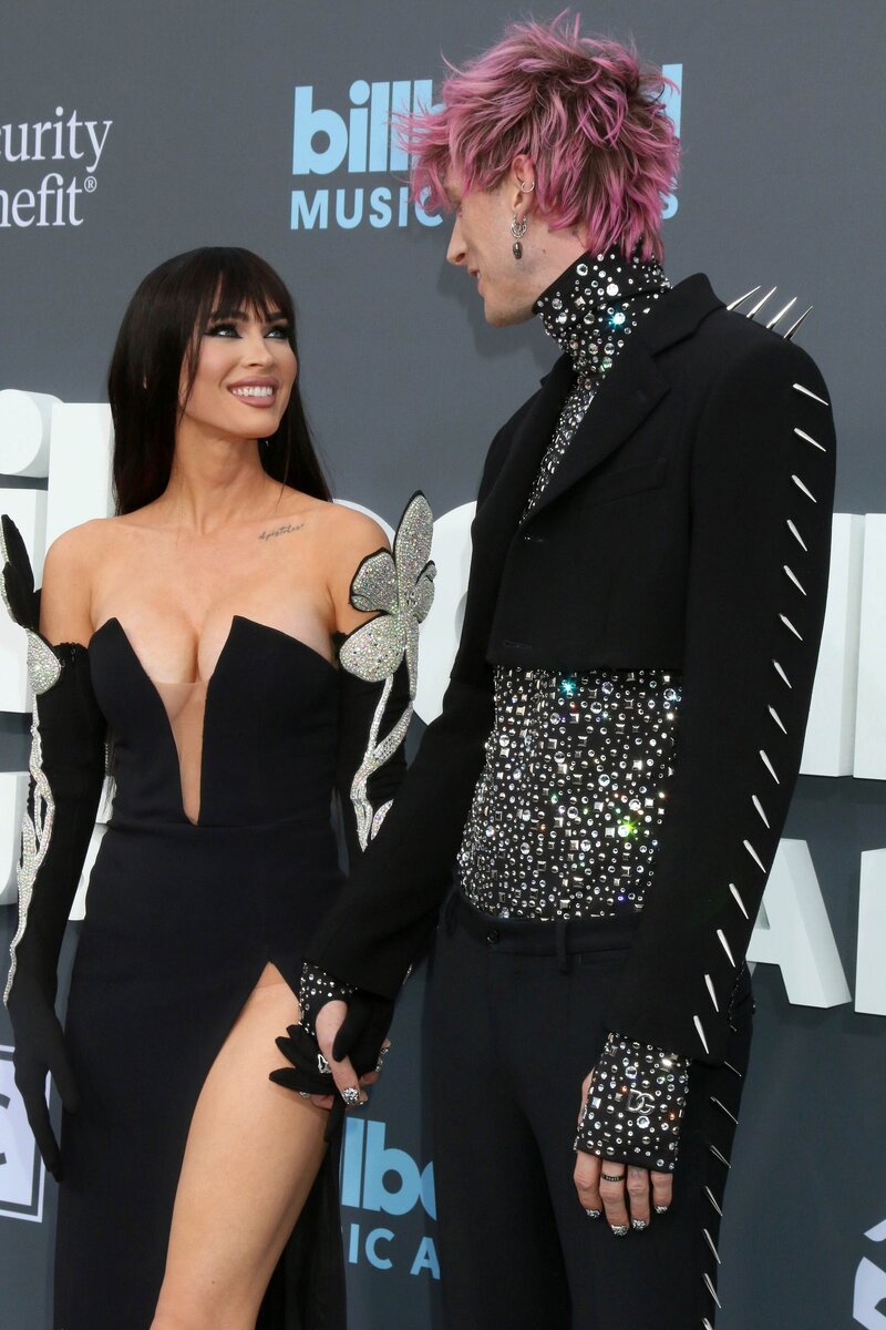    Меган Фокс и Колсон Бэйкер, Legion-Media