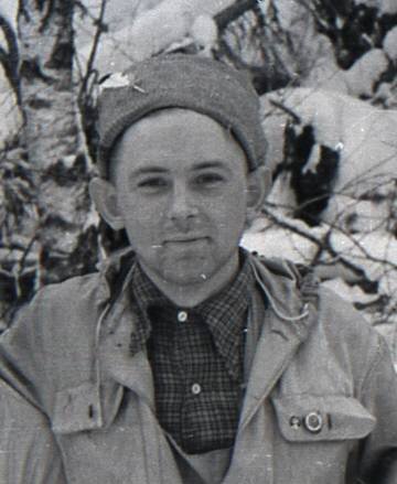 Выпускник УПИ, 1935 г.р. Юрий Кривонищенко (фото из похода).