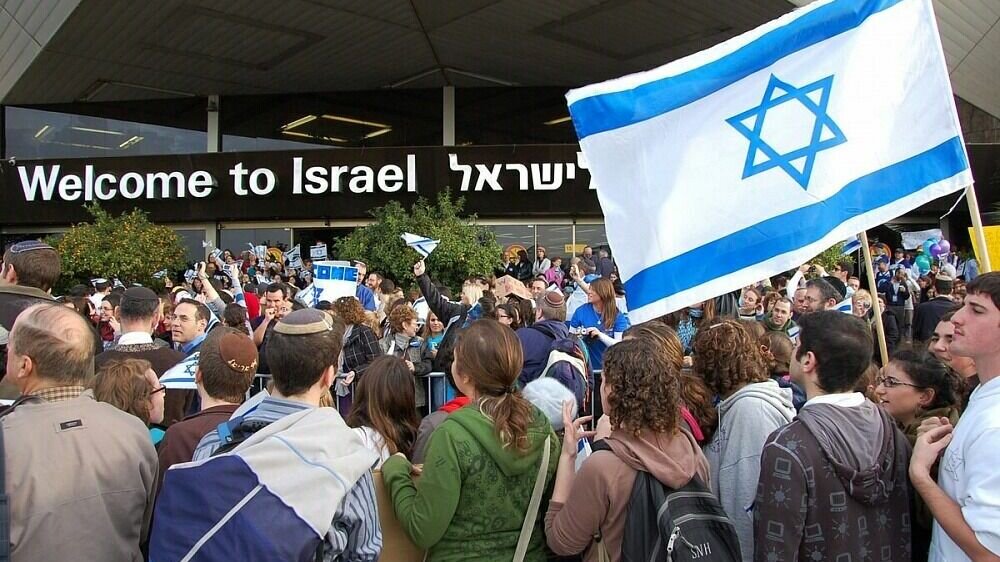     Бежавшие в Израиль от частичной мобилизации москвичи категорически не хотят понять и принять специфику местной жизни