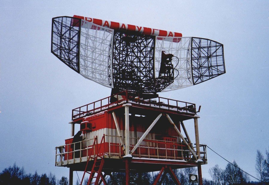 Обзорный радиолокатор «Амур» с вторичным радиолокатором «Радуга». 2004 – 2006 гг. РГАНТД. Ф. 327. Оп. 9. Д. 19.