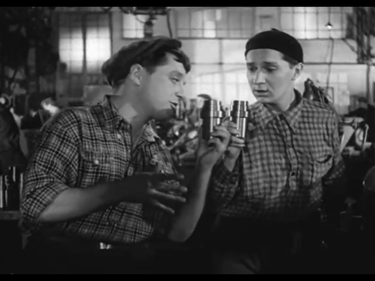 Хулиганы и оболтусы Громобоев и Грачкин в начале пути исправления 