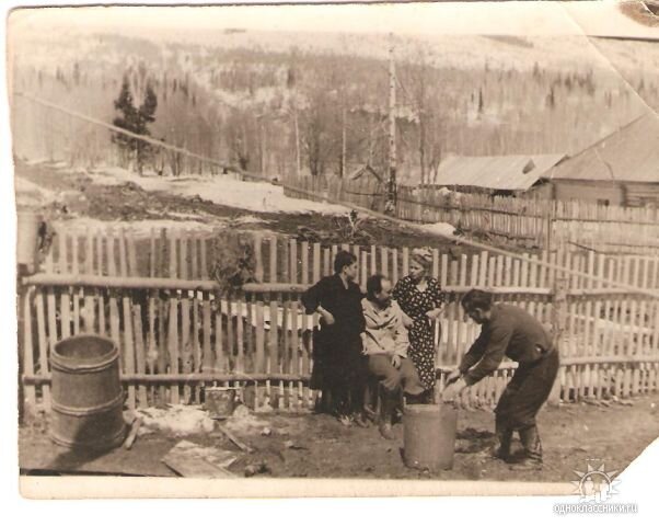 Окрестности поселка Ключевого. Год примерно 1964-1965. Апрель.Фото моего папы Льва Сергеевича Мальцева.