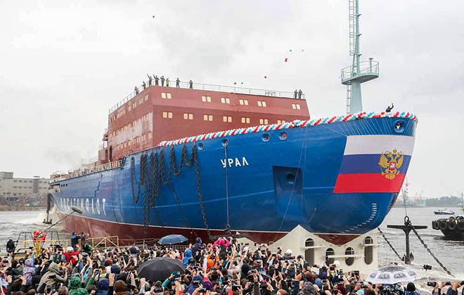 Атомный ледокол «Урал» пр.22220, спуск на воду
