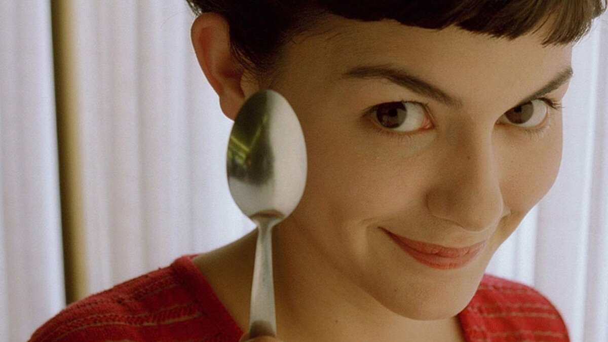 "Le fabuleux destin d'Amelie Poulain". Ромком.