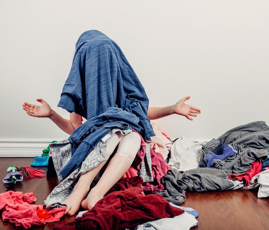 Места хранить это все нет, выбросить жалко, а надеть нечего. Знакомая картина?