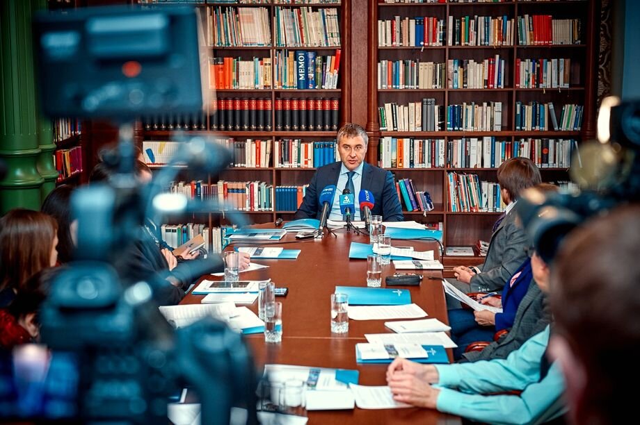 В апреле 2015 года Валерий Фальков занял пост председателя Совета ректоров Тюменской области. По итогам I Всероссийского конкурсного проекта «МЕДИАактивность вузов РФ – 2015» он вошёл в топ-50 медиаактивных ректоров России. Фото: официальный сайт ТюмГУ