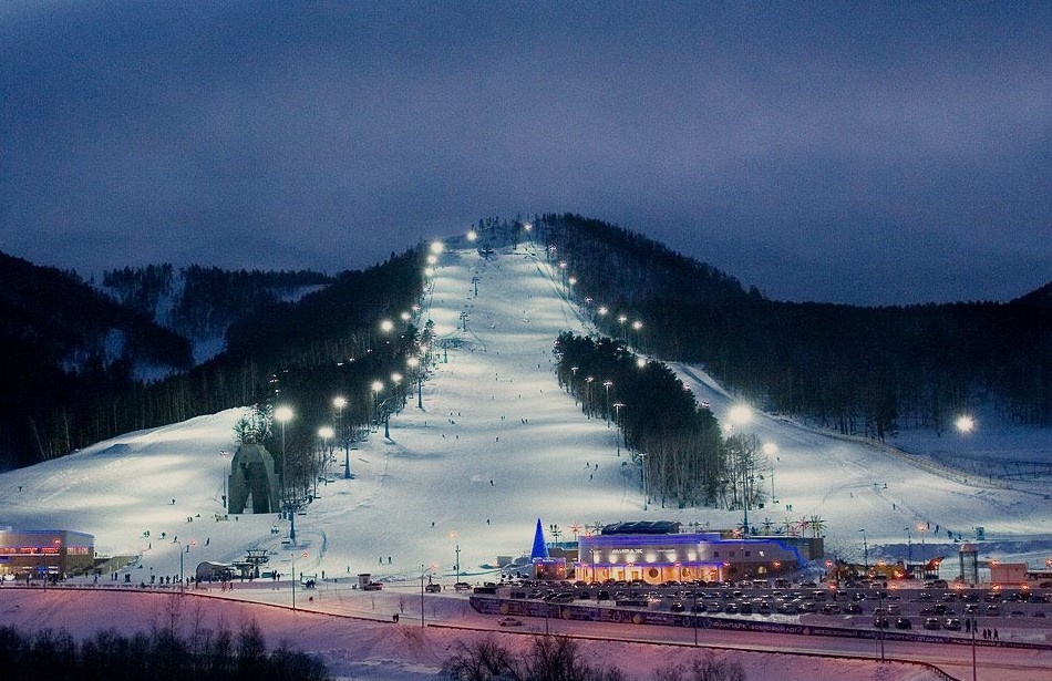                                                 горнолыжный курорт Бобровый лог, Красноярск