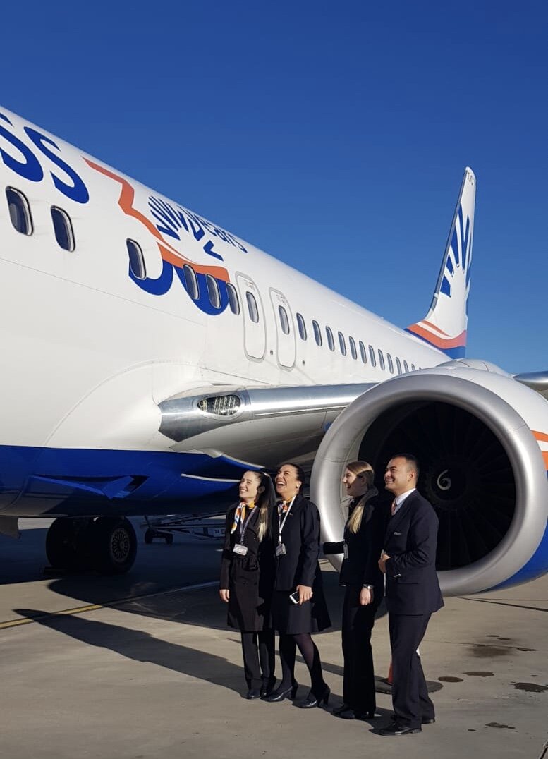 Такие экипажи, к сожалению, попадаются не всегда :)