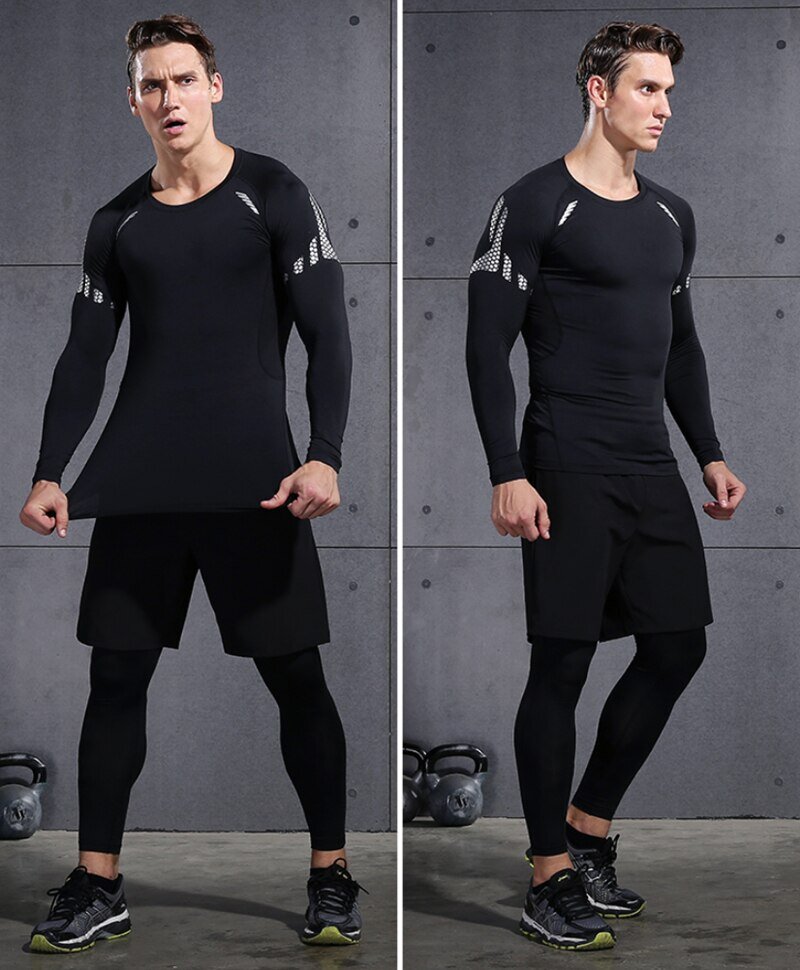 Вариант 1 . Идеальный мужской  вариант спортивной одежды для занятия в зале.