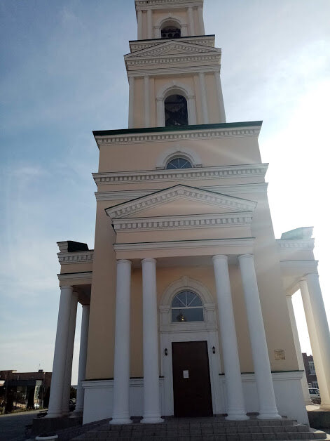 Стиль - строгий классицизм