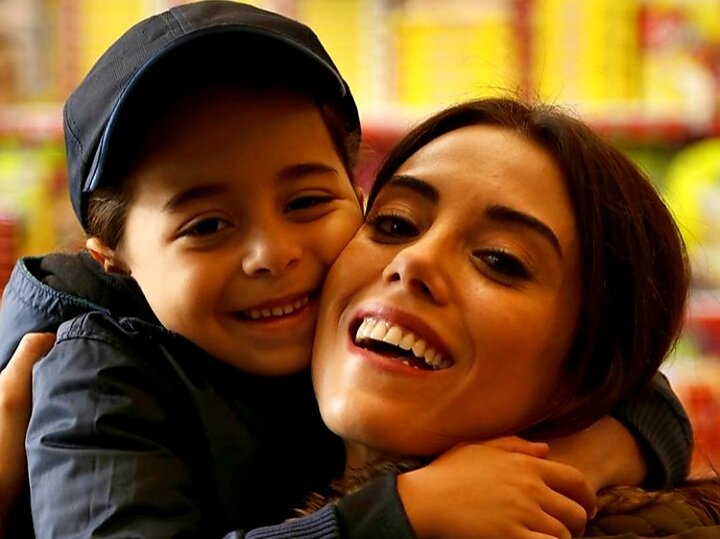 Закадровое фото со съемок. Фото: Instagram @annedizisiofficial