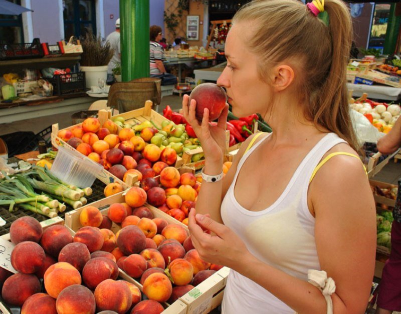 Какой персик, думаю вы согласитесь, главное понять кто о чем мыслит.
