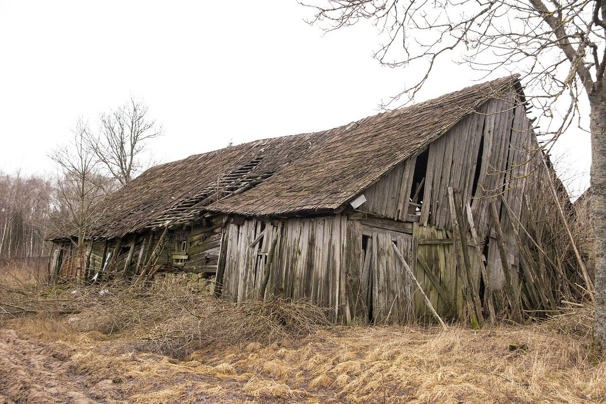 Старый сарай