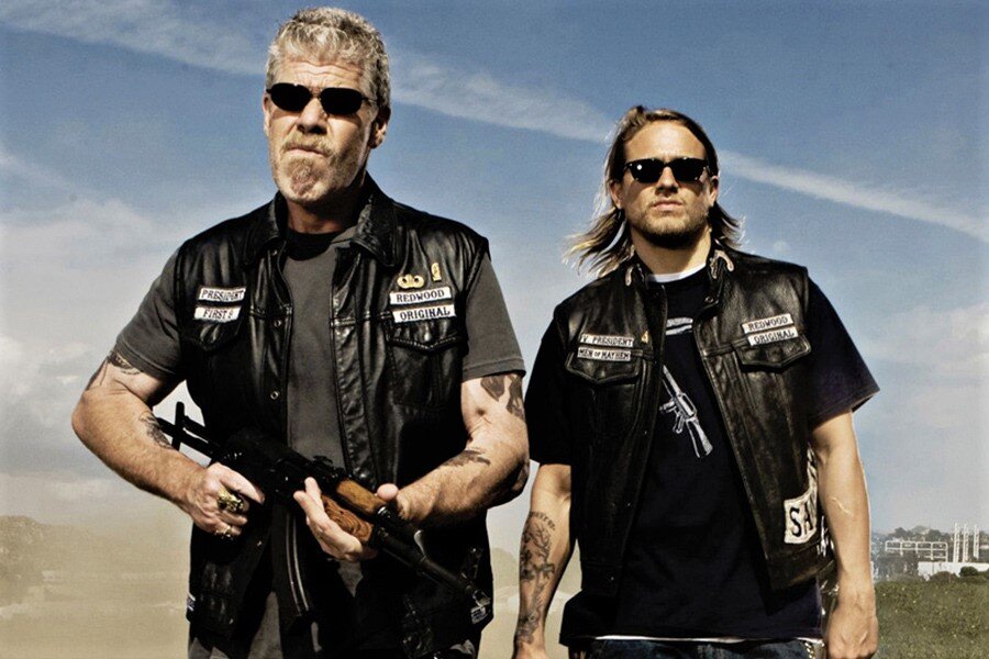 Гэнгл джекс. Рон Перлман сыны анархии. Sons of Anarchy байкеры. Сыны анархии Джекс. Курт Саттер сыны анархии.